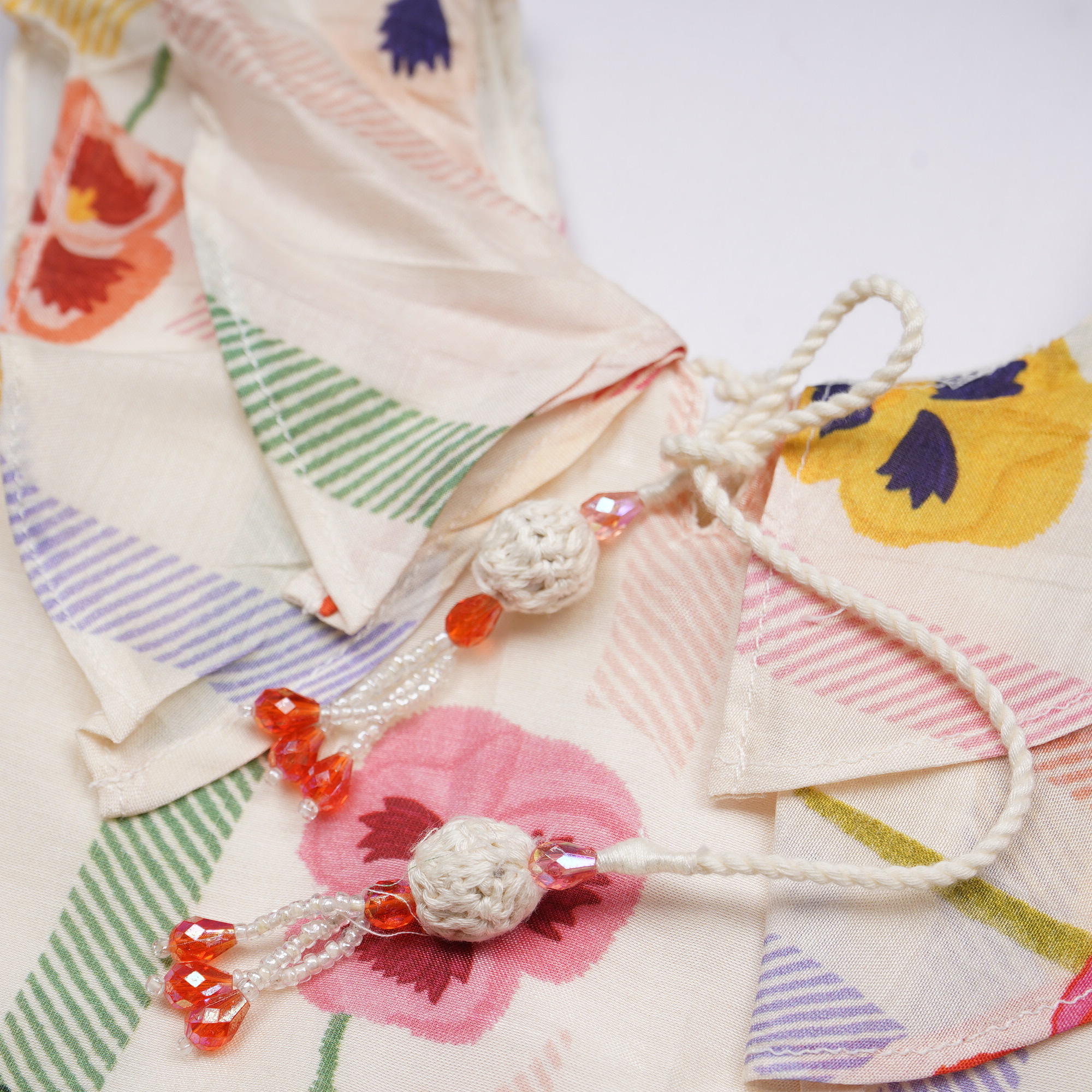 Floral Printed Girls Choli – Cream